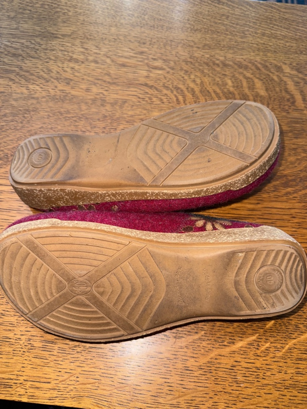 TAOS Woolderness 2 Clog EU 40 9 1/2 Cranberry Floral Wool Casual Soft on toes - Picture 8 of 12